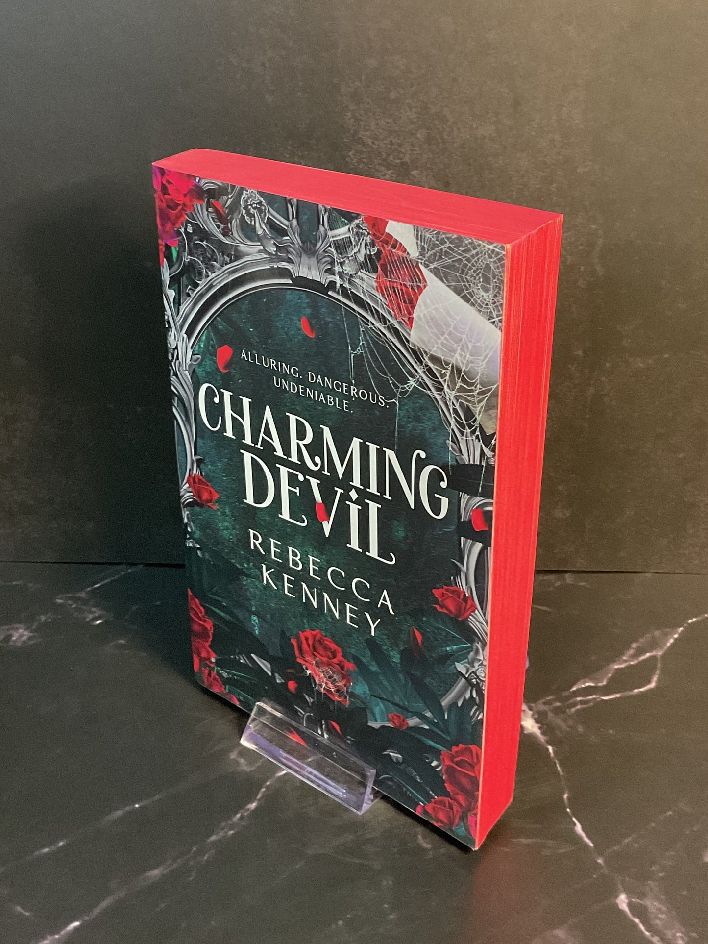 Charming Devil sprayed edge